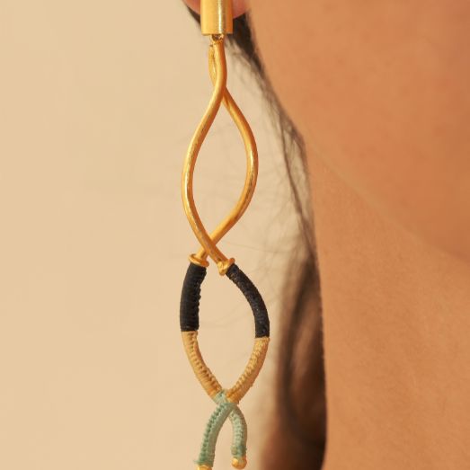 Aretes olas encontradas